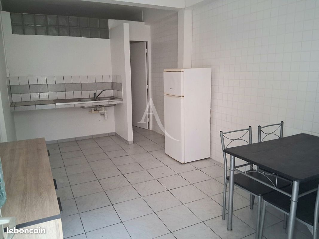 Appartement 2 pièces 28 m² · à Fort-de-France · 28 m² · 521 €/mois