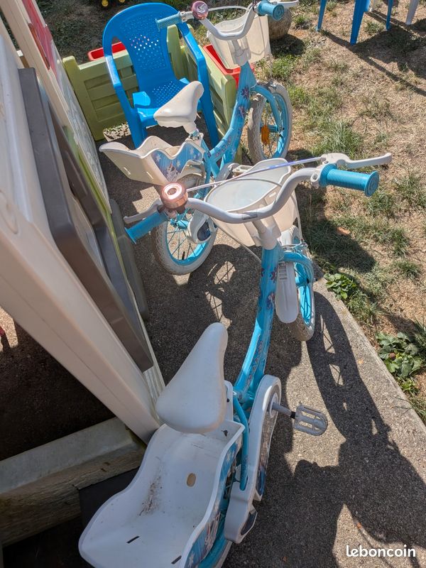 Lot vélos reine des neiges 14'' (image 2)