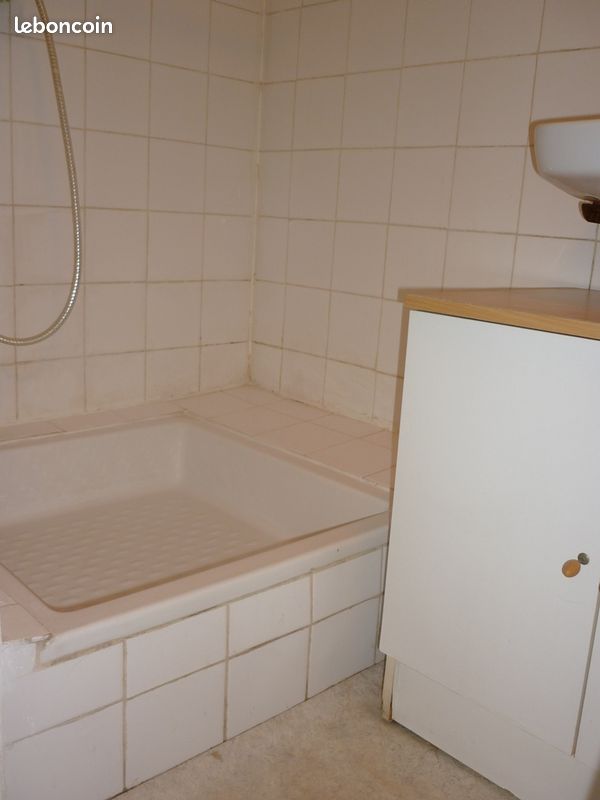 Appartement 1 pièce 14 m² · à Grenoble · 14 m² · 320 €/mois