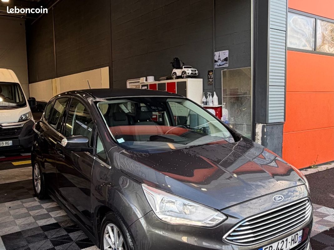FORD C-MAX 1.5 TDCi 120 SS Powershift Titanium (image 3)
