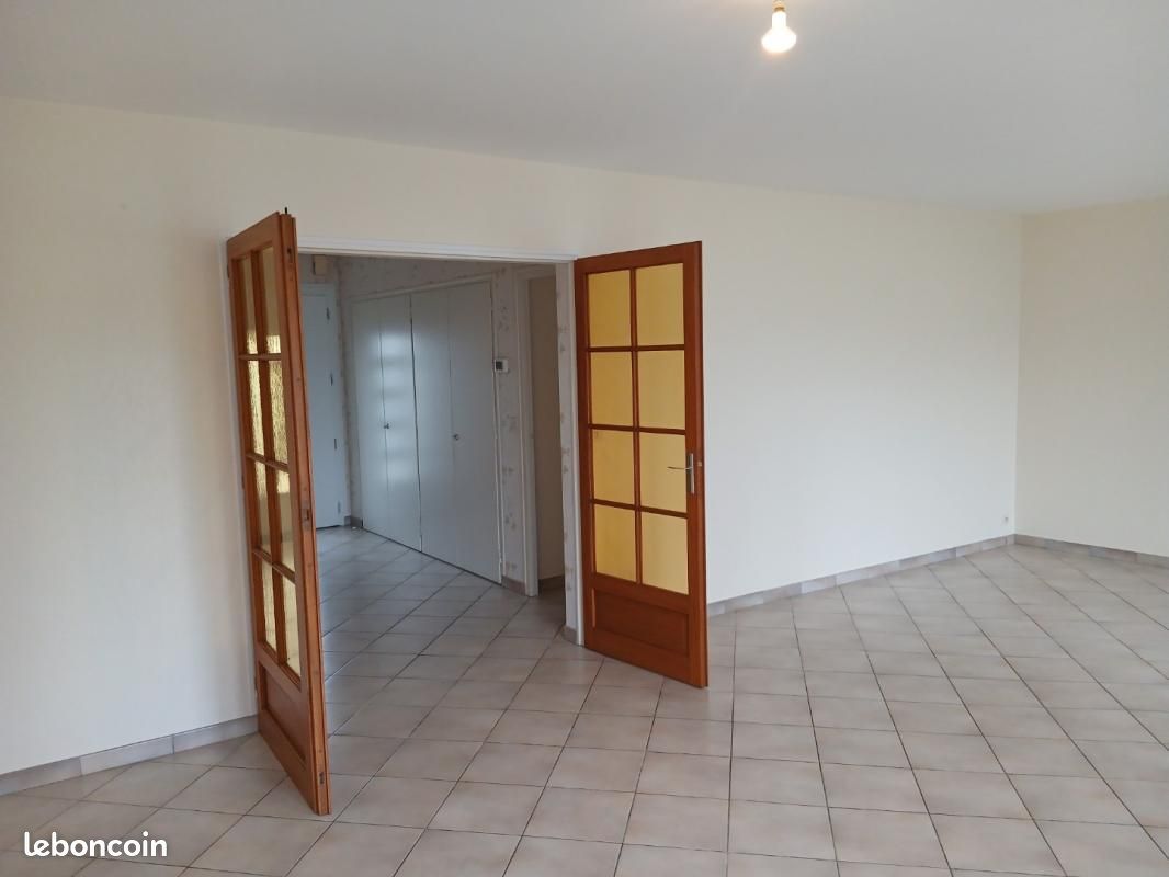 Maison a louer saint-nazaire - 3 pièce(s) - 145 m2 - Surfyn