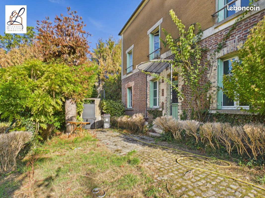 Maison 9 pièces 235 m² · à Boissy-Saint-Léger · 235 m² · 700 000 €