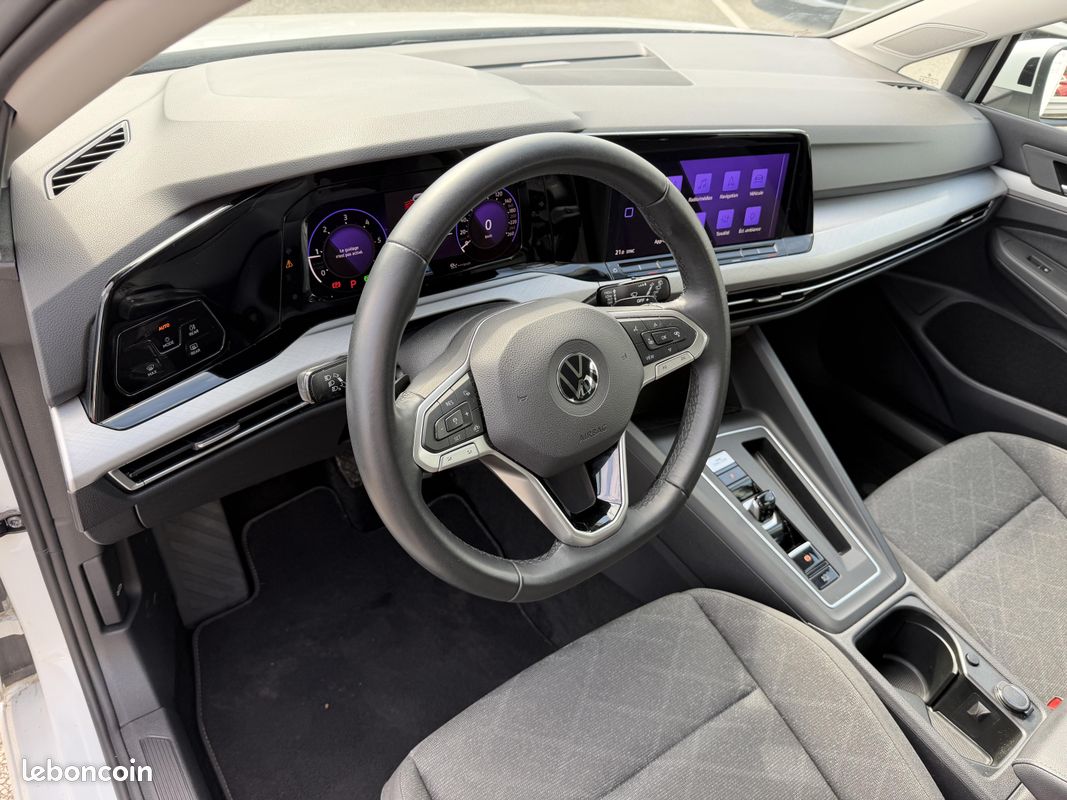 VOLKSWAGEN Golf 2.0 TDI 150 DSG7 Life Plus (image 9)