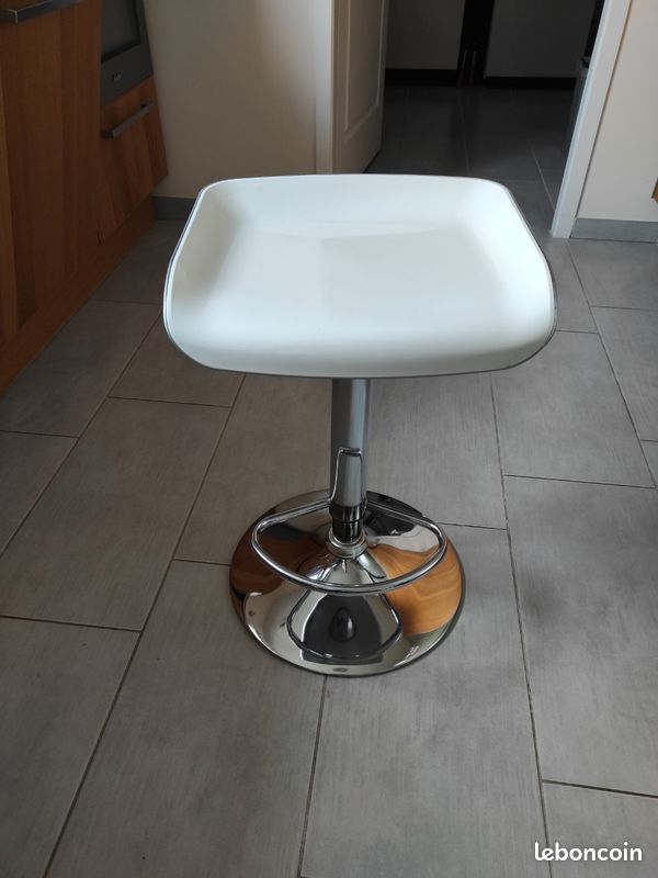 Tabouret de bar (image 1)
