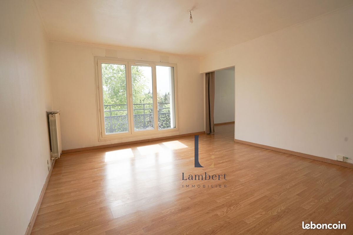 Appartement 4 pièces 80 m² · à Verneuil-sur-Seine · 80 m² · 1 200 €/mois