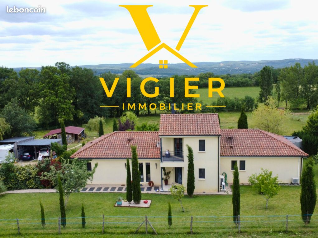 Maison 6 pièces 138 m² · à Figeac · 138 m² · 427 900 €