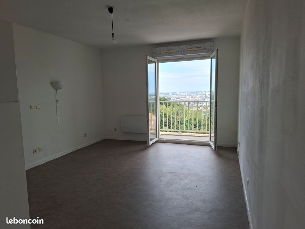 Appartement 1 pièce 23 m² · à Cenon · 23 m² · 81 000 €