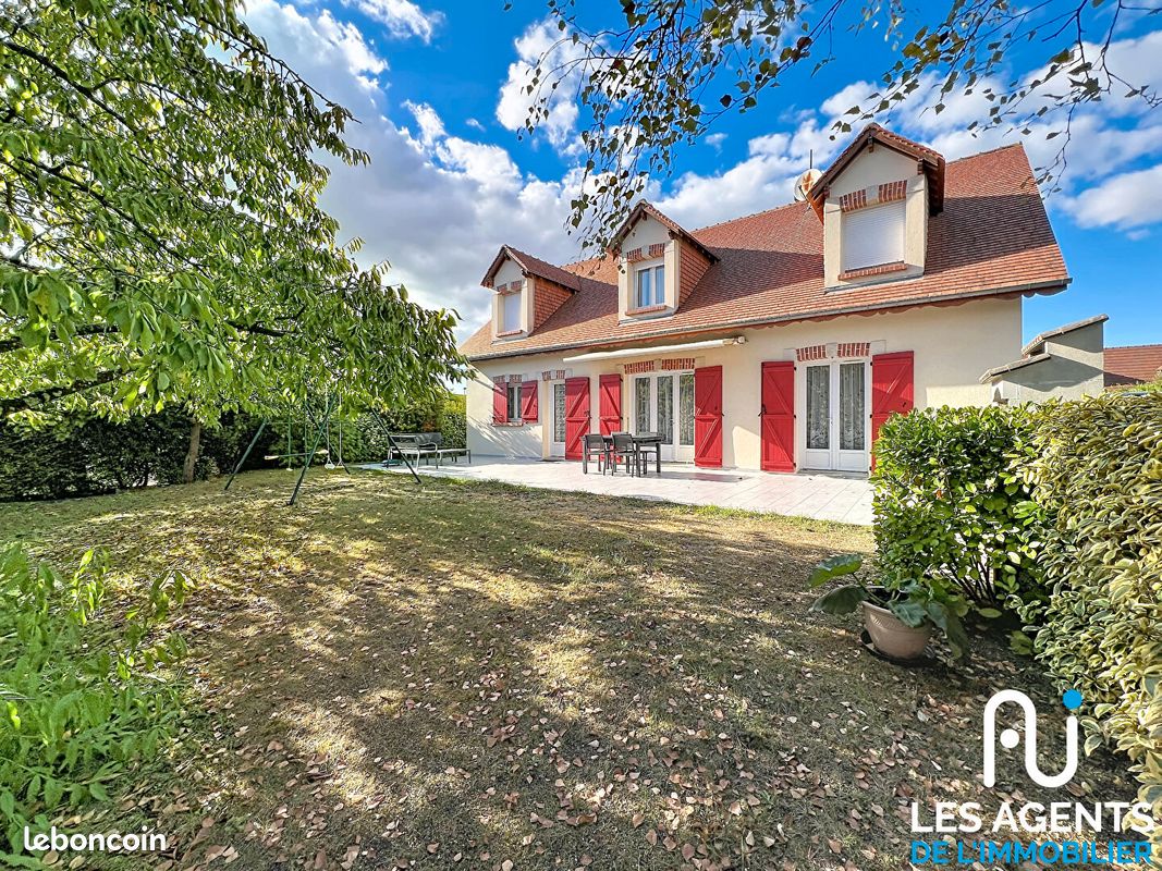 Maison 6 pièces 151 m² · à Chaingy · 151 m² · 310 000 €