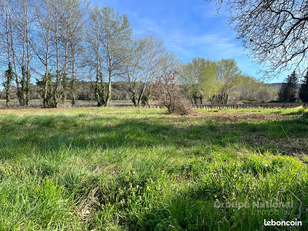 Terrain 1775 m² · à Saint-Paul-les-Fonts · 1 775 m² · 181 900 €
