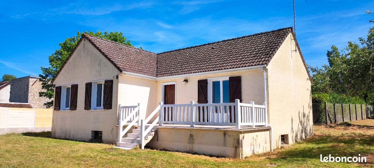 Maison 4 pièces 90 m² · à Sainte-Colombe · 90 m² · 200 000 €