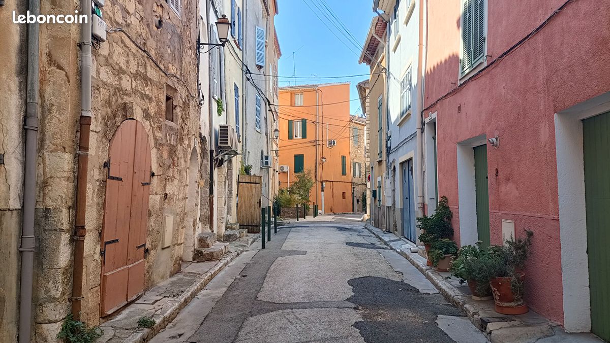 Appartement 3 pièces 84 m² · à Saint-Maximin-la-Sainte-Baume · 84 m² · 160 000 €