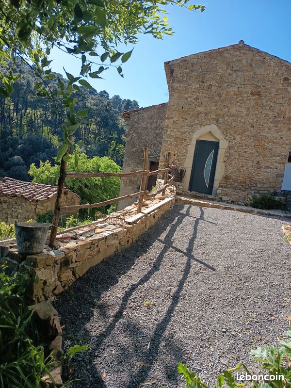 Terrain 80 m² · à Alès · 80 m² · 250 000 €