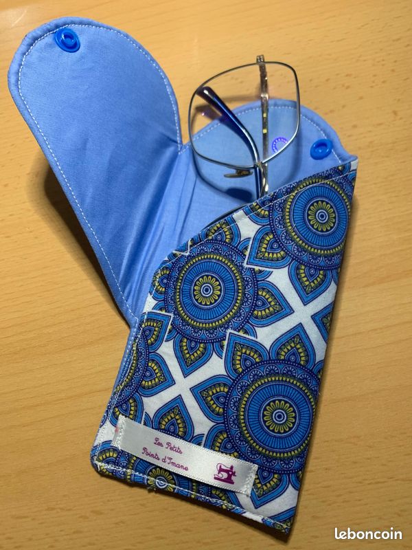 Étui lunettes tissu ouverture en 