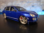 Miniature Porsche Cayenne Turbo 1/18 Maisto - Gris, Modèle Diecast, Neuf En Boîte