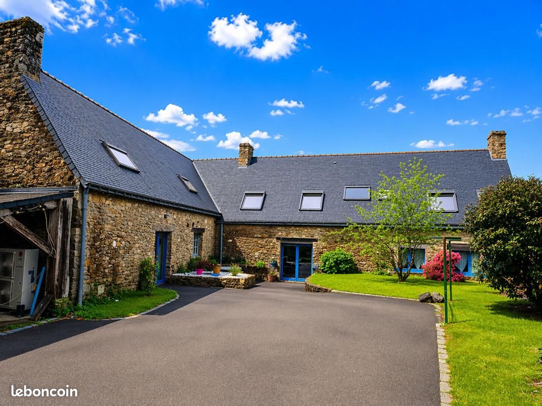 Maison 7 pièces 215 m² · à Caudan · 215 m² · 538 000 €