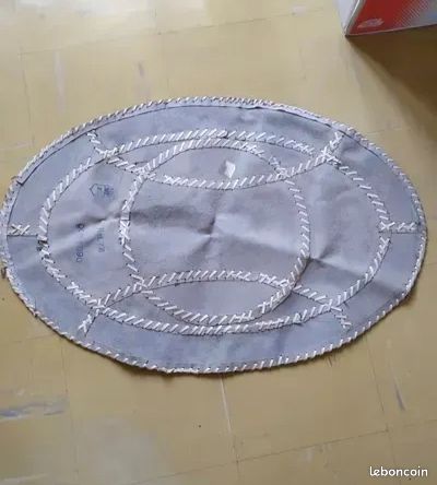 Tapis en peau comme neuf (image 2)