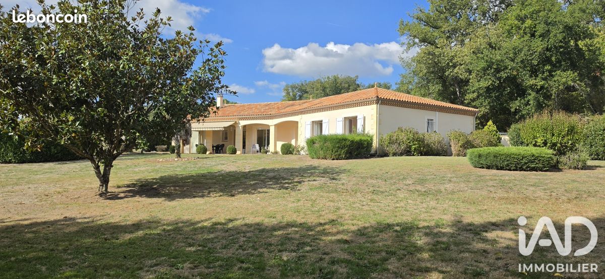 Maison 5 pièces 144 m² · à Villamblard · 144 m² · 329 000 €