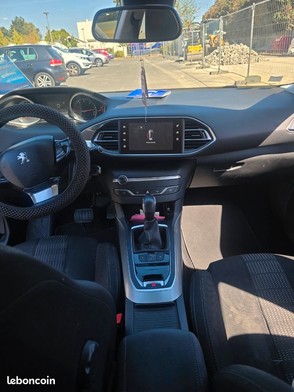 Peugeot 308 sw (image 2)