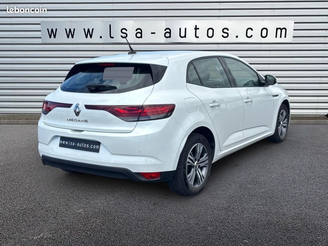 RENAULT MEGANE IV 1.5 Blue dCi 115 BERLINE Evolution PHASE 2 (image 4)