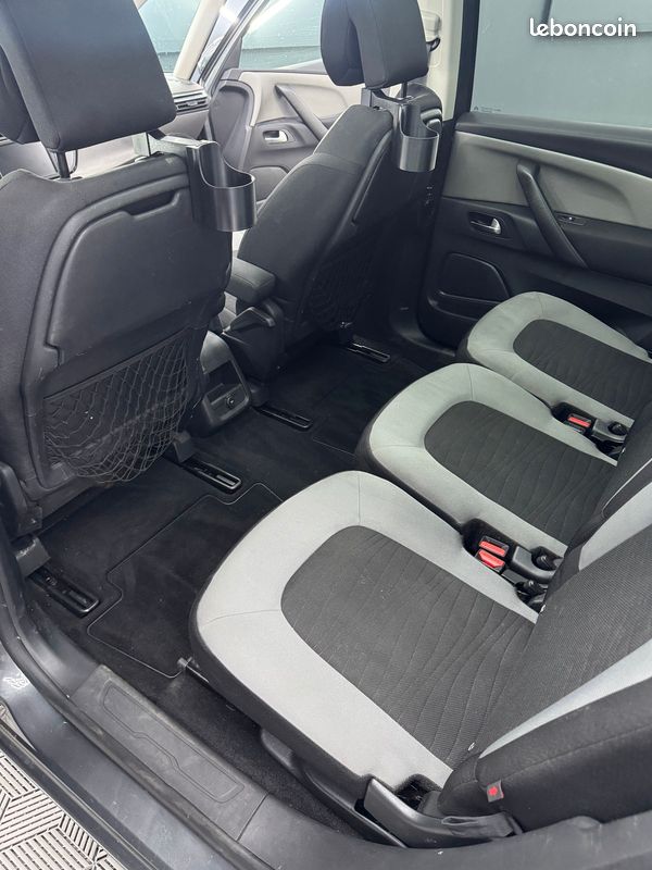 Citroën Grand C4 Picasso 1.6 HDI 120Ch *7 PL *DISTRI NEUVE *CAMERA AR* TOIT PANO *GARANTIE 12MOIS (image 11)