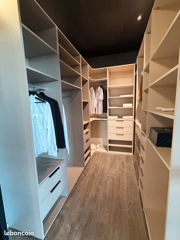 Dressing neuf d'exposition a vendre (image 1)