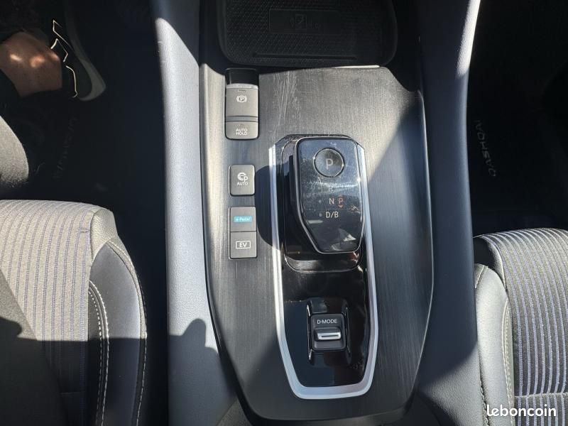 Nissan Qashqai e-POWER 190ch Tekna 2022 (image 23)