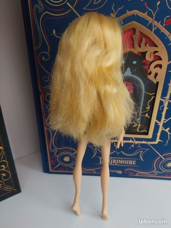 Poupée Stella School Girl saison 3 Écolière Winx Club Mattel RARE 2008 (image 8)