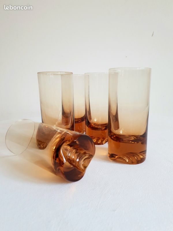 Verres ambrés 70s
