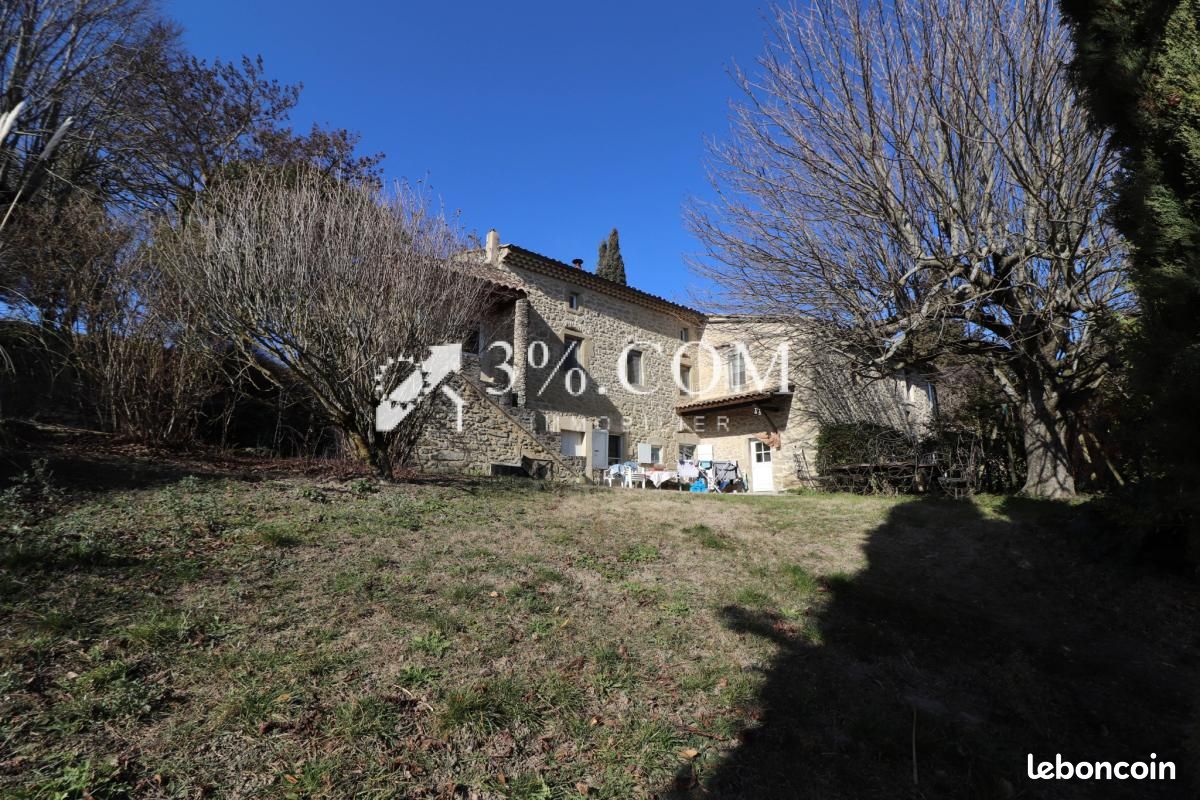 Maison 9 pièces 256 m² · à Autichamp · 256 m² · 597 400 €