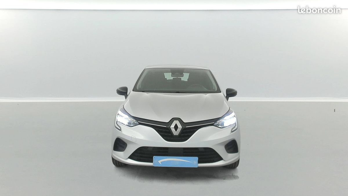 RENAULT Clio TCe 90 Equilibre (image 8)