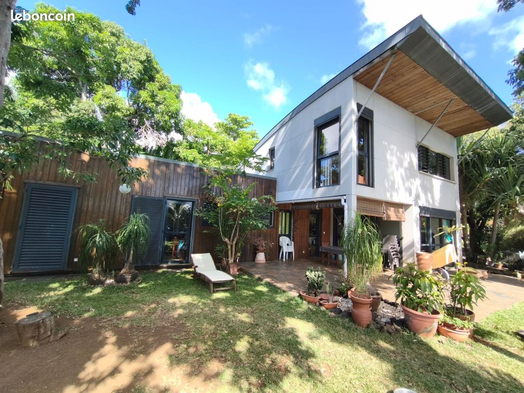 Maison 4 pièces 130 m² · à Saint-Pierre · 130 m² · 484 000 €