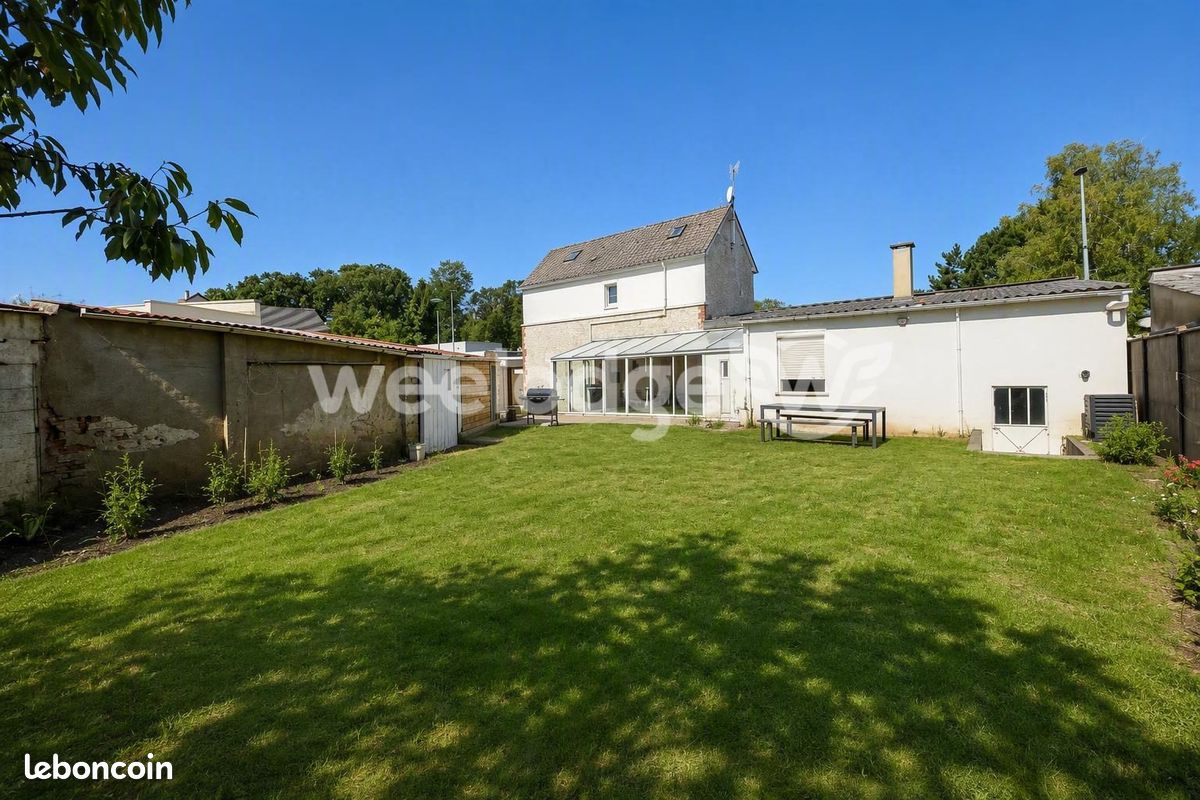 Maison 5 pièces 88 m² · au Coudray · 88 m² · 244 000 €