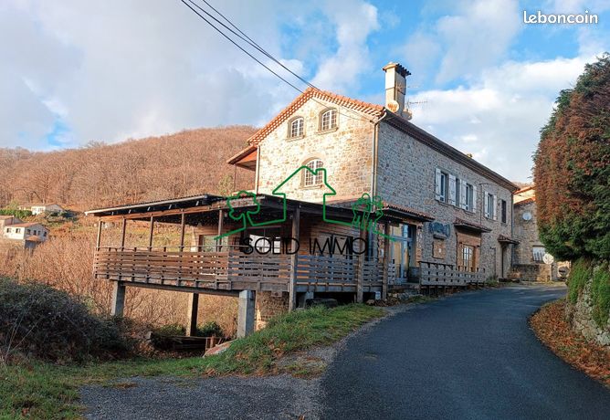 Propriété 9 pièces 266 m²