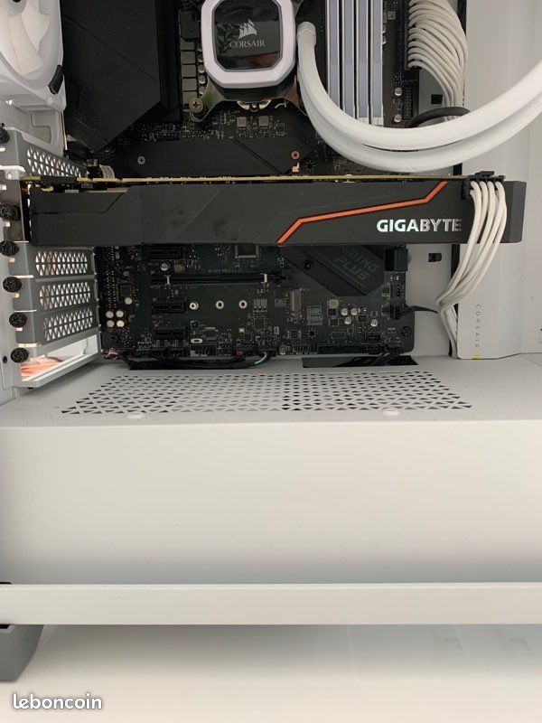 Carte graphique Gigabyte Nvidia GTX 1080 OC Edition - 8 Go (image 2)