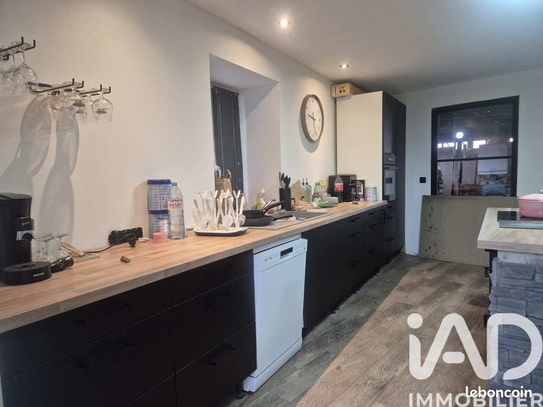 Maison 5 pièces 190 m² · à Beuxes · 190 m² · 135 500 €