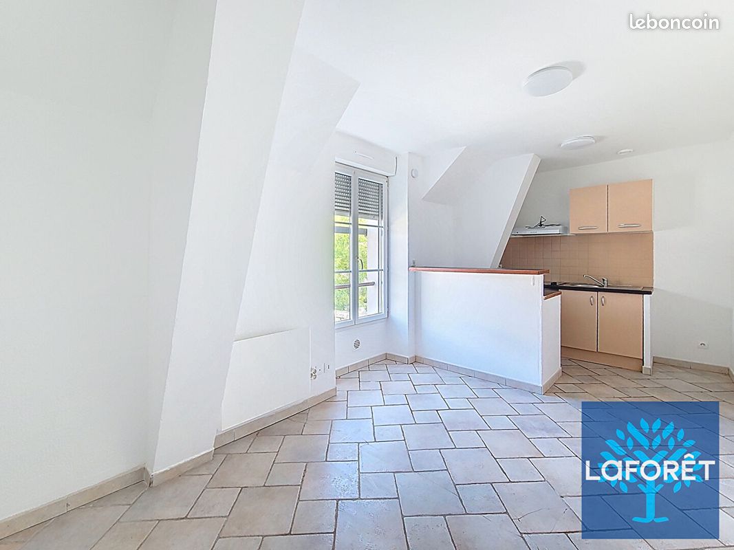 Appartement 2 pièces 25 m² · à Étampes · 25 m² · 600 €