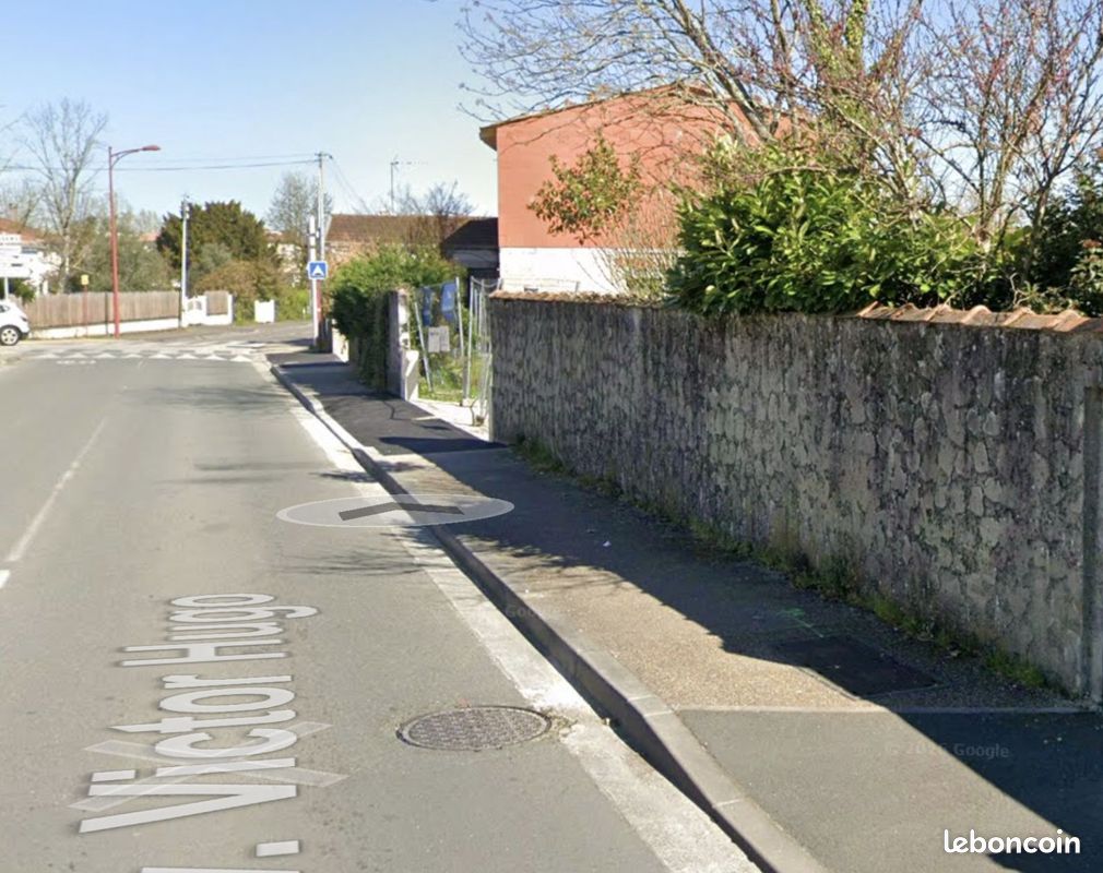 Terrain à bâtir de 680 m² à CARBON-BLANC (33) · 139 000 €