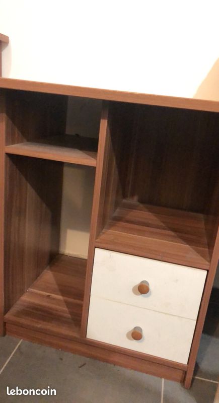 Bureau (image 3)