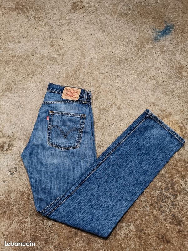 Levi’s 501 Vintage – Coupe Droite Regular – Fabriqué En Égypte – Taille 48