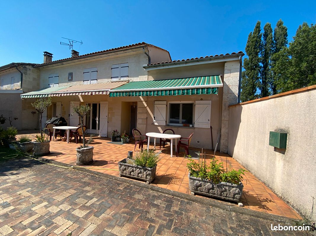 Maison 7 pièces 210 m² · à Cadillac-en-Fronsadais · 210 m² · 318 000 €