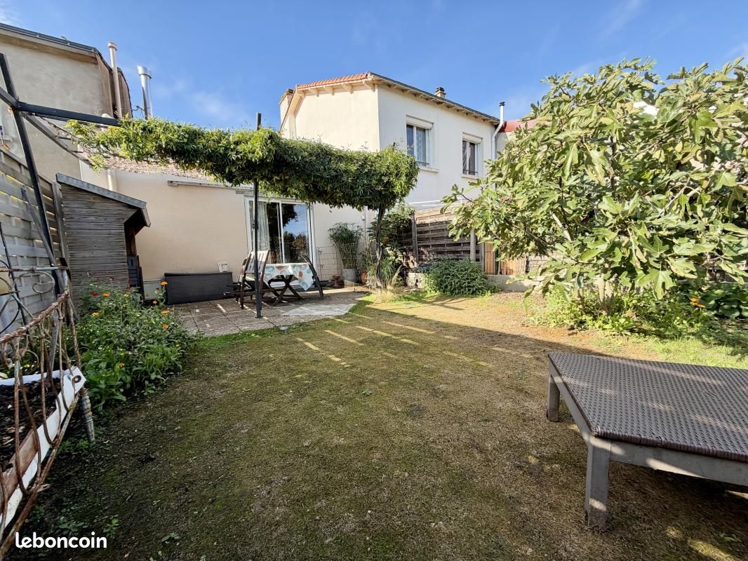 Maison 3 pièces 80 m² · au Landreau · 80 m² · 204 000 €