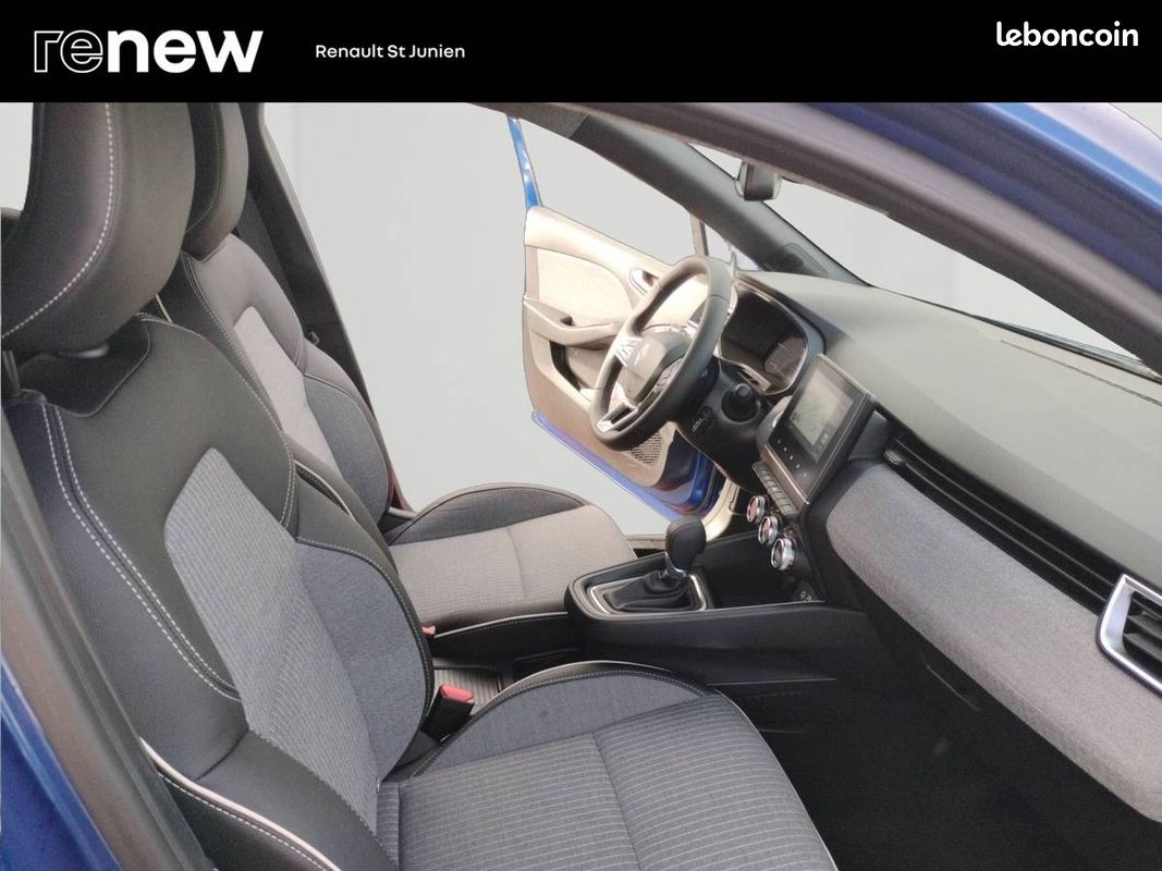 RENAULT Clio E-Tech full hybrid 145 ch GSR2 Techno (image 13)