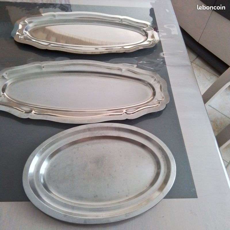 Plat en inox (image 1)