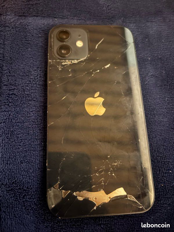 IPhone 12 (image 2)
