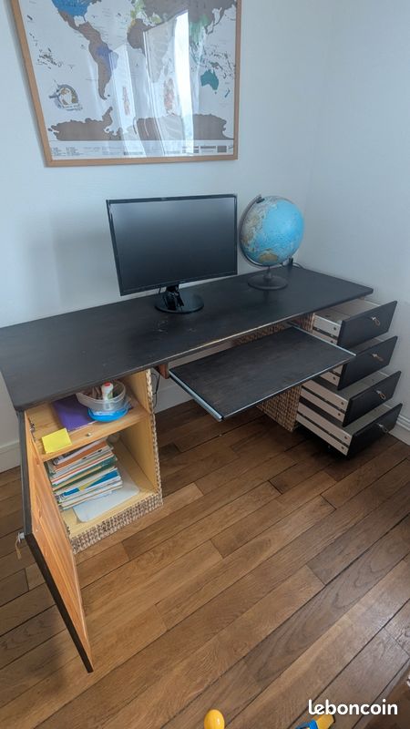 Bureau en bois - Bon état (image 2)
