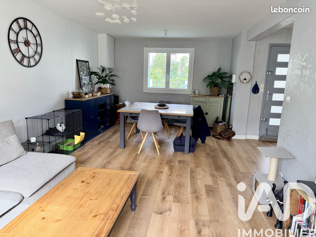 Maison 4 pièces 87 m² · à Orléans · 87 m² · 220 000 €