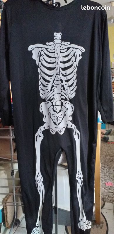 Vêtements divers (image 1)