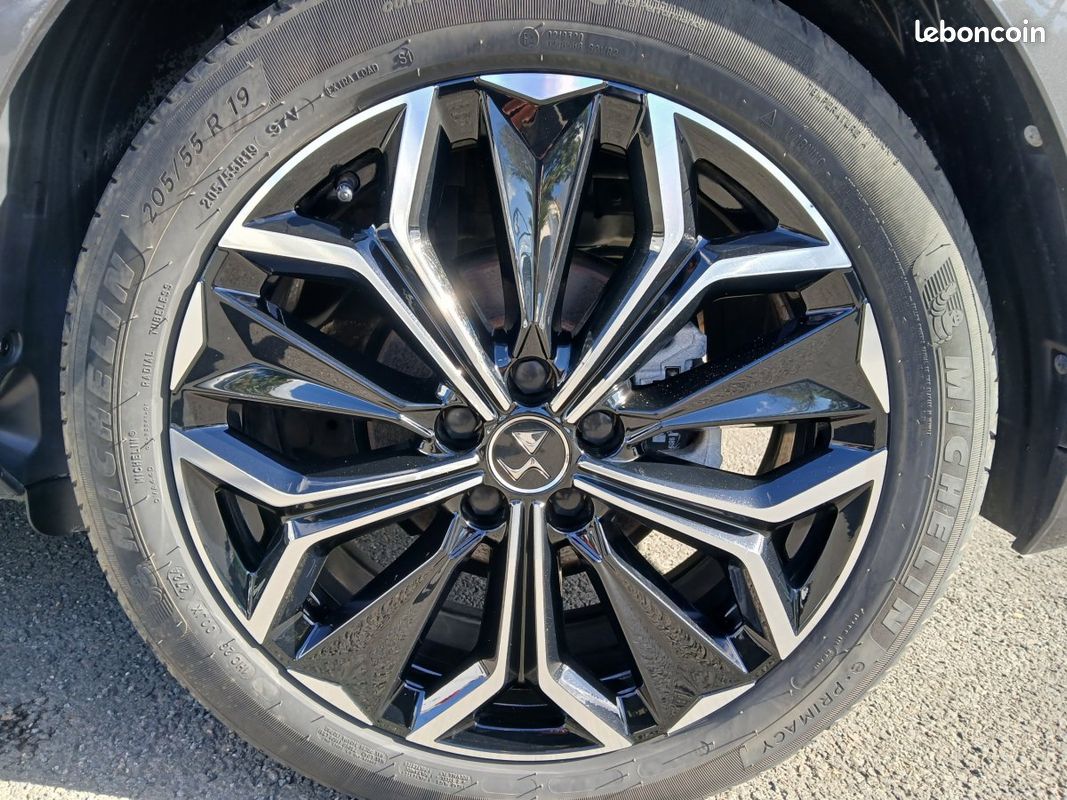 Ds 4 (2) BLUEHDI 130 ETOILE ALCANTARA AUTO (image 20)