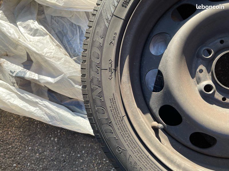 4 roues pneus hiver DUNLOP 195/55 R16 (image 3)