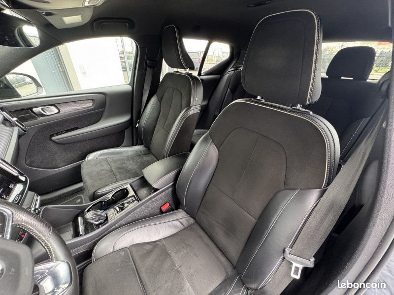 Volvo XC40 T5 RECHARGE 180 + 82CH R-DESIGN DCT 7 (image 8)